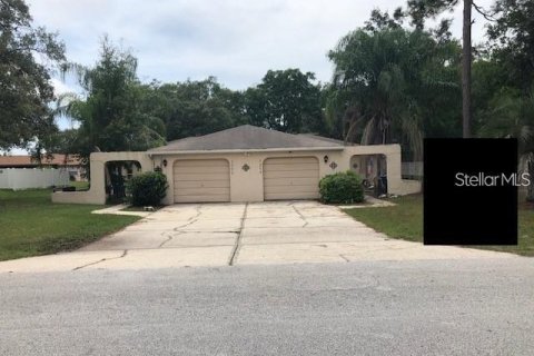 Villa ou maison à Spring Hill, Floride 2 chambres, 104.24 m2 № 2355990