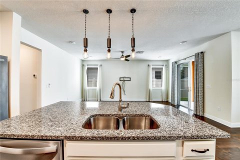 House in Tampa, Florida 5 bedrooms, 230.3 sq.m. № 1807294 - photo 22
