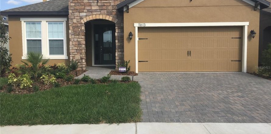 House in Tampa, Florida 5 bedrooms, 230.3 sq.m. № 1807294
