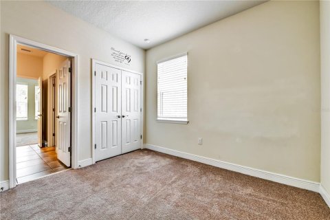 House in Tampa, Florida 5 bedrooms, 230.3 sq.m. № 1807294 - photo 17