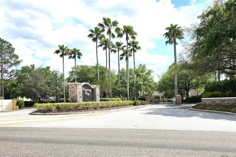 Townhouse in Brandon, Florida 2 bedrooms, 103.12 sq.m. № 1878087 - photo 24