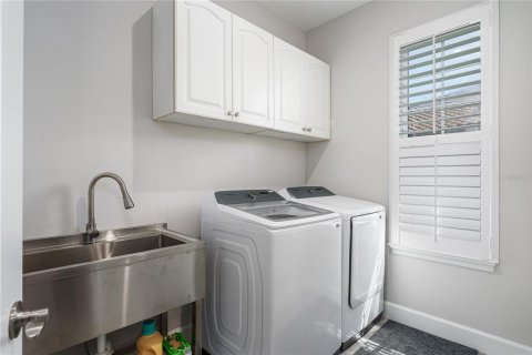 House in Palmetto, Florida 2 bedrooms, 146.97 sq.m. № 1916161 - photo 19