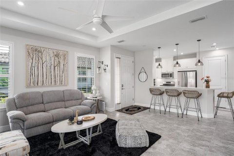 House in Palmetto, Florida 2 bedrooms, 146.97 sq.m. № 1916161 - photo 6