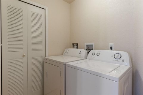 Townhouse in Kissimmee, Florida 3 bedrooms, 133.78 sq.m. № 1803110 - photo 23