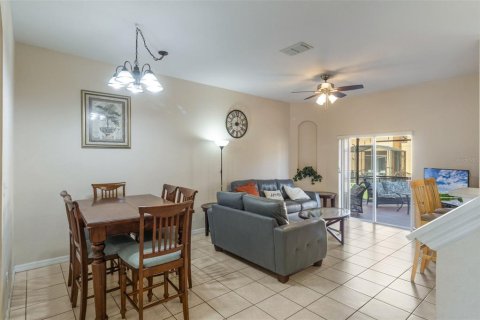 Townhouse in Kissimmee, Florida 3 bedrooms, 133.78 sq.m. № 1803110 - photo 4