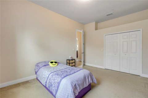 House in New Smyrna Beach, Florida 4 bedrooms, 360.65 sq.m. № 2114819 - photo 27