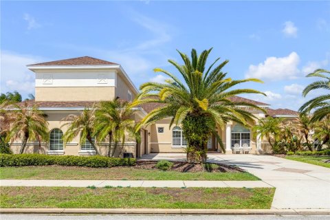 House in New Smyrna Beach, Florida 4 bedrooms, 360.65 sq.m. № 2114819
