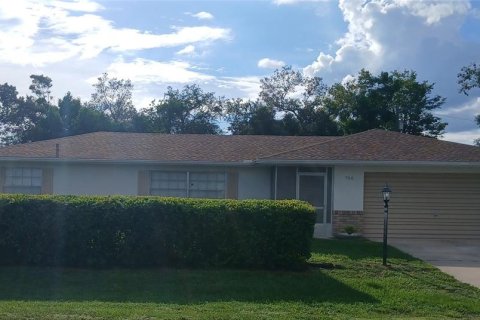 Villa ou maison à Deltona, Floride 3 chambres, 201.51 m2 № 2389079