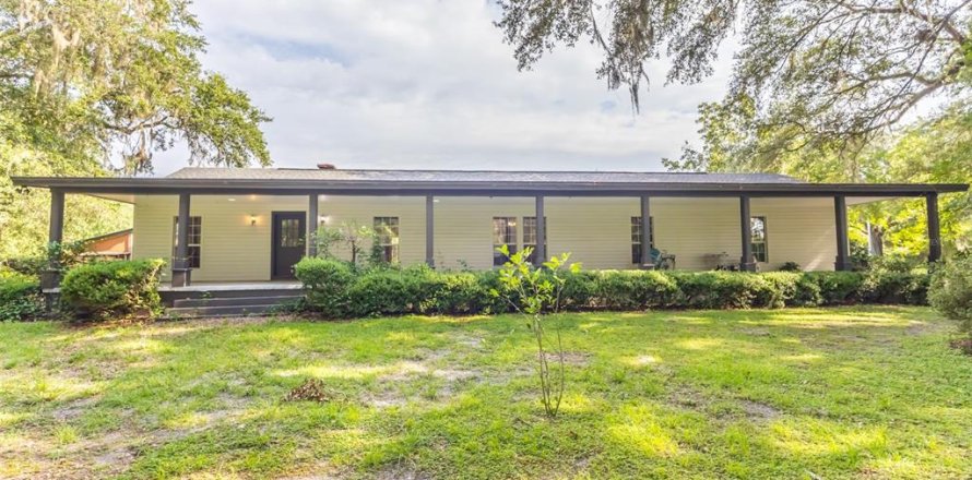 Villa ou maison à Melrose, Floride 3 chambres, 178.19 m2 № 2219980