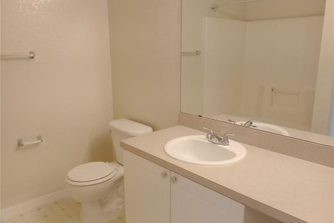 Condo in Altamonte Springs, Florida, 2 bedrooms  № 1911681 - photo 27