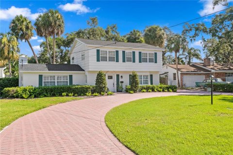 Casa en venta en Tampa, Florida, 4 dormitorios, 186.27 m2 № 1854223 - foto 2