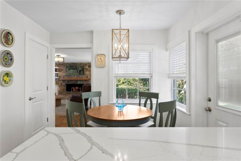 Casa en venta en Tampa, Florida, 4 dormitorios, 186.27 m2 № 1854223 - foto 16