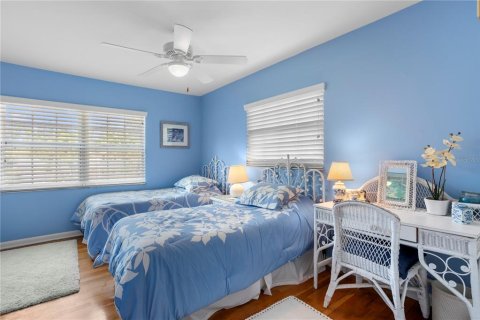 Casa en venta en Tampa, Florida, 4 dormitorios, 186.27 m2 № 1854223 - foto 25