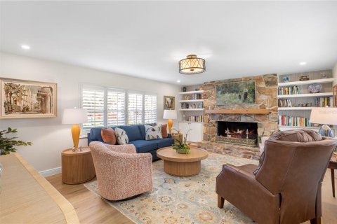 Casa en venta en Tampa, Florida, 4 dormitorios, 186.27 m2 № 1854223 - foto 18