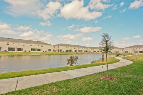 Townhouse in Kissimmee, Florida 3 bedrooms, 163.69 sq.m. № 1880983 - photo 13