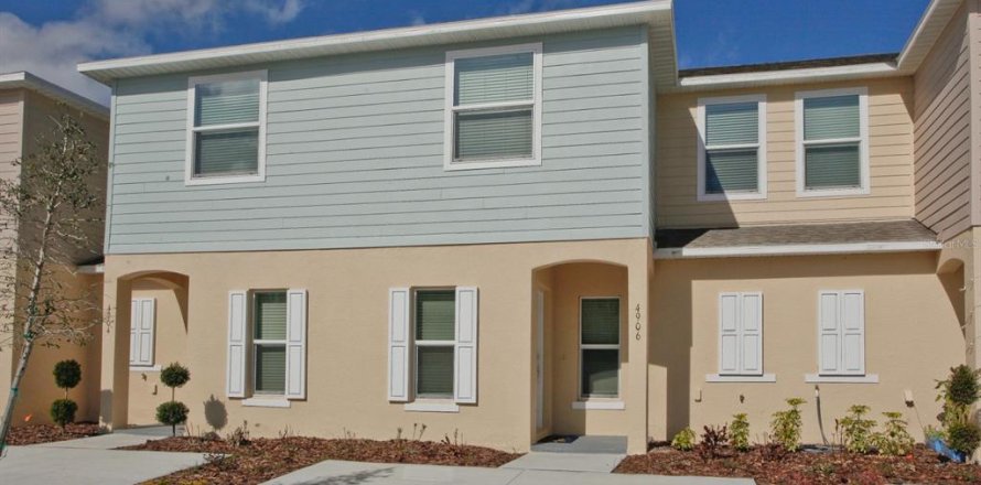 Townhouse in Kissimmee, Florida 3 bedrooms, 163.69 sq.m. № 1880983