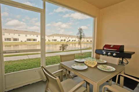 Townhouse in Kissimmee, Florida 3 bedrooms, 163.69 sq.m. № 1880983 - photo 14