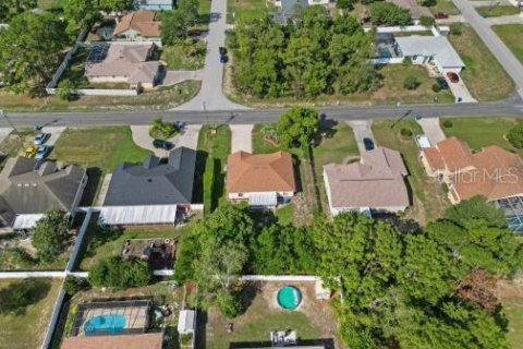 House in Spring Hill, Florida 3 bedrooms, 125.33 sq.m. № 1808397 - photo 24