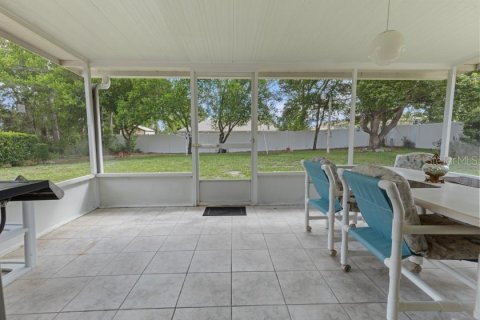 House in Spring Hill, Florida 3 bedrooms, 125.33 sq.m. № 1808397 - photo 19