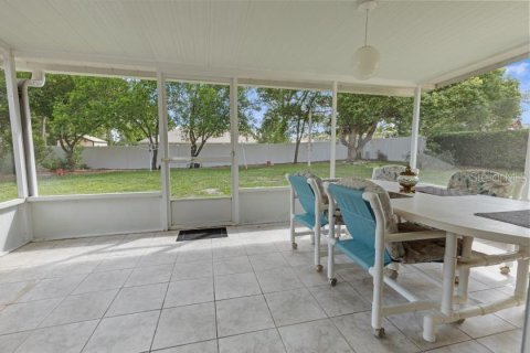 House in Spring Hill, Florida 3 bedrooms, 125.33 sq.m. № 1808397 - photo 18
