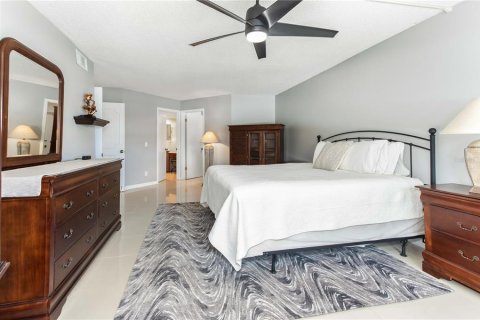 Condo in Clearwater, Florida, 3 bedrooms  № 1842140 - photo 22