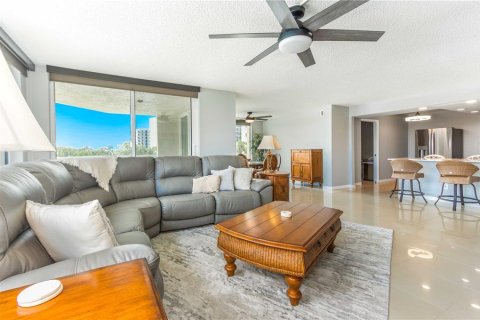 Condo in Clearwater, Florida, 3 bedrooms  № 1842140 - photo 9