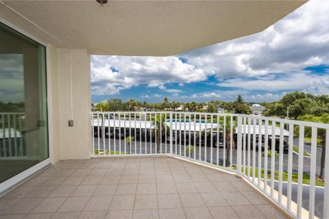 Condo in Clearwater, Florida, 3 bedrooms  № 1842140 - photo 27