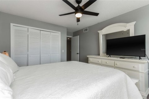 Condo in Clearwater, Florida, 3 bedrooms  № 1842140 - photo 18