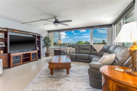 Condo in Clearwater, Florida, 3 bedrooms  № 1842140 - photo 8