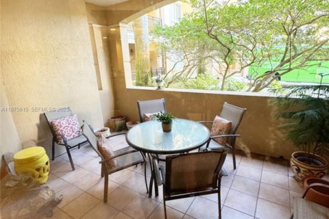 Купить кондоминиум в Уэстон, Флорида 5 комнат, 119.84м2, № 1980765 - фото 6