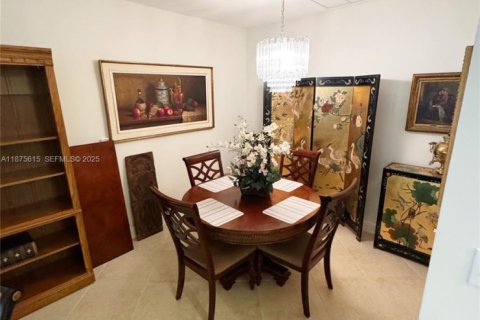 Купить кондоминиум в Уэстон, Флорида 5 комнат, 119.84м2, № 1980765 - фото 5