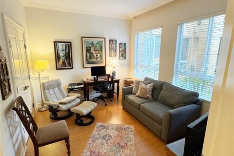 Купить кондоминиум в Уэстон, Флорида 5 комнат, 119.84м2, № 1980765 - фото 11