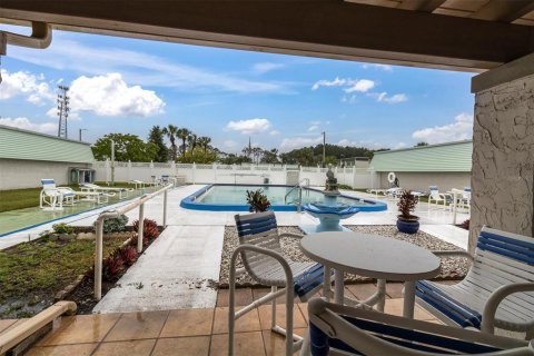 Condo in New Port Richey, Florida, 2 bedrooms  № 1125493 - photo 23