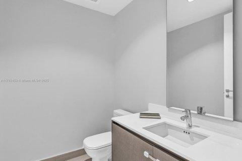 Condominio en venta en Aventura, Florida, 3 dormitorios, 241.45 m2 № 1981786 - foto 13