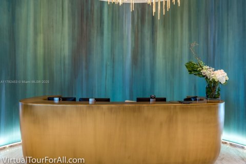 Condominio en venta en Aventura, Florida, 3 dormitorios, 241.45 m2 № 1981786 - foto 4