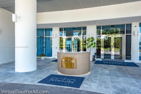 Condominio en venta en Aventura, Florida, 3 dormitorios, 241.45 m2 № 1981786 - foto 3