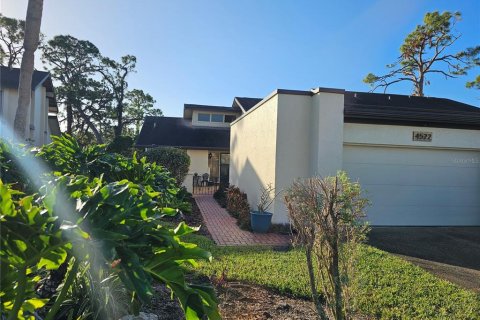 House in Bradenton, Florida 2 bedrooms, 146.14 sq.m. № 2214434 - photo 4