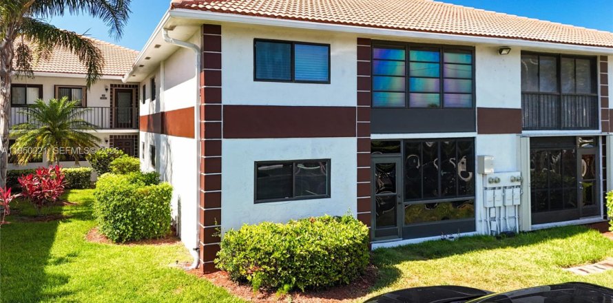 Condo in Delray Beach, Florida, 2 bedrooms  № 2007150