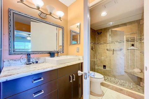 Condo in Delray Beach, Florida, 2 bedrooms  № 2007150 - photo 7