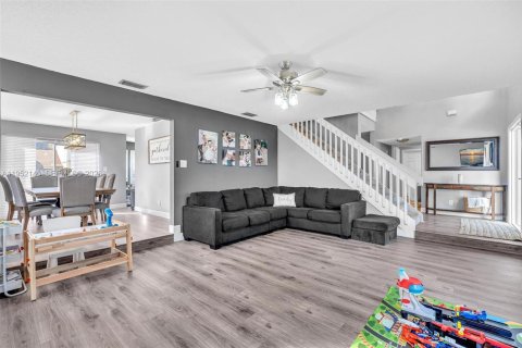 Villa ou maison à vendre à Davie, Floride: 4 chambres, 228.73 m2 № 2009048 - photo 6