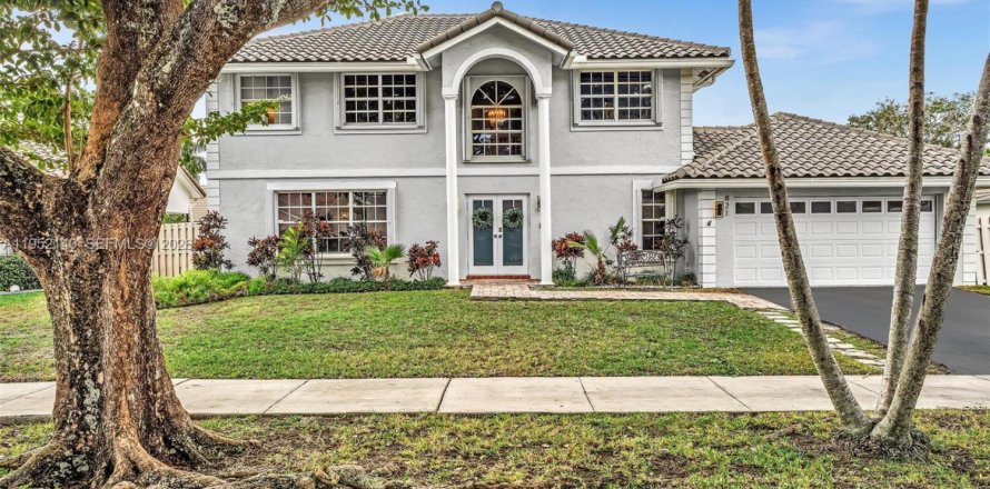 Villa ou maison à Davie, Floride 4 chambres, 228.73 m2 № 2009048