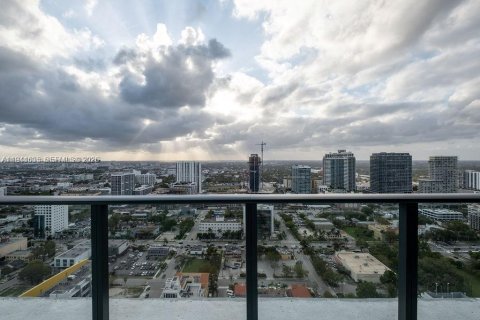 Copropriété à louer à Miami, Floride: 4 chambres, 173.82 m2 № 2001346 - photo 12