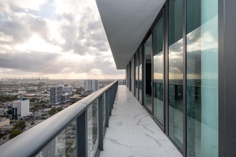 Copropriété à louer à Miami, Floride: 4 chambres, 173.82 m2 № 2001346 - photo 20