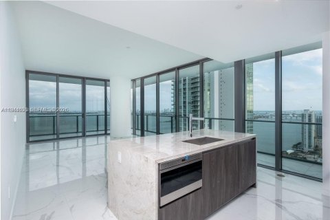 Condo à Miami, Floride, 4 chambres  № 2001346