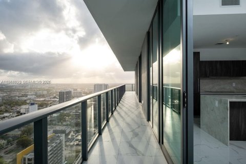 Copropriété à louer à Miami, Floride: 4 chambres, 173.82 m2 № 2001346 - photo 17
