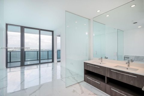 Copropriété à louer à Miami, Floride: 4 chambres, 173.82 m2 № 2001346 - photo 5