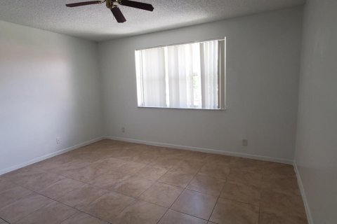 Copropriété à louer à Coral Springs, Floride: 1 chambre, 68.1 m2 № 2350779 - photo 9