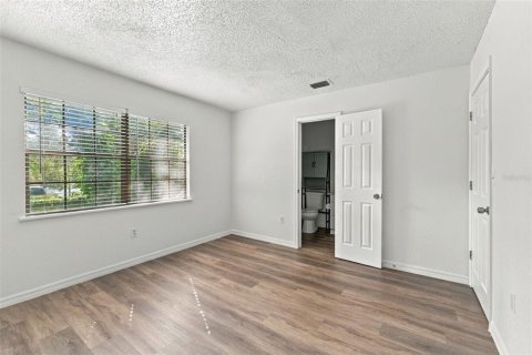 Villa ou maison à vendre à Tampa, Floride: 3 chambres, 85.1 m2 № 2406972 - photo 25