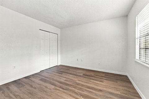 Villa ou maison à vendre à Tampa, Floride: 3 chambres, 85.1 m2 № 2406972 - photo 26