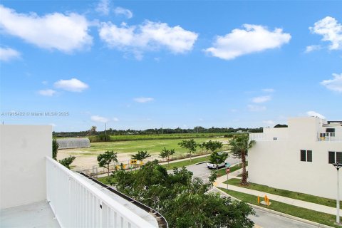 Adosado en venta en Homestead, Florida, 4 dormitorios, 129.88 m2 № 2016182 - foto 27